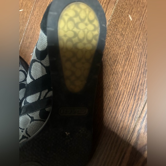 Coach Black Textured Sneakers - Picture 4 of 7